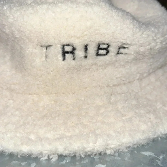 TRIBE KELLEY SURF POST Grayton Beach FL SHERPA TRIBE BUCKET HAT CAP CREAM/SNOW - Picture 4 of 8